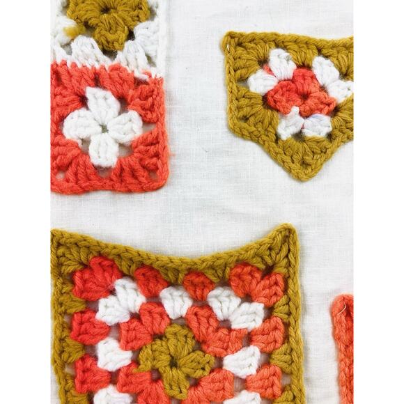 60s Crochet Pockets Sturdy Wall Hanging Storage Organizer Orange Brown Mail Pens - Picture 3 of 7